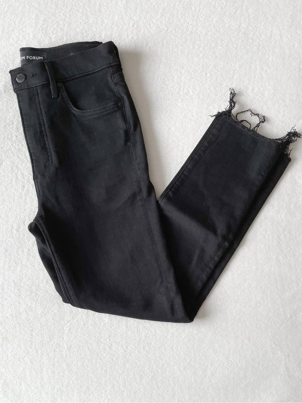 Denim Forum The Lola High-rise Crop